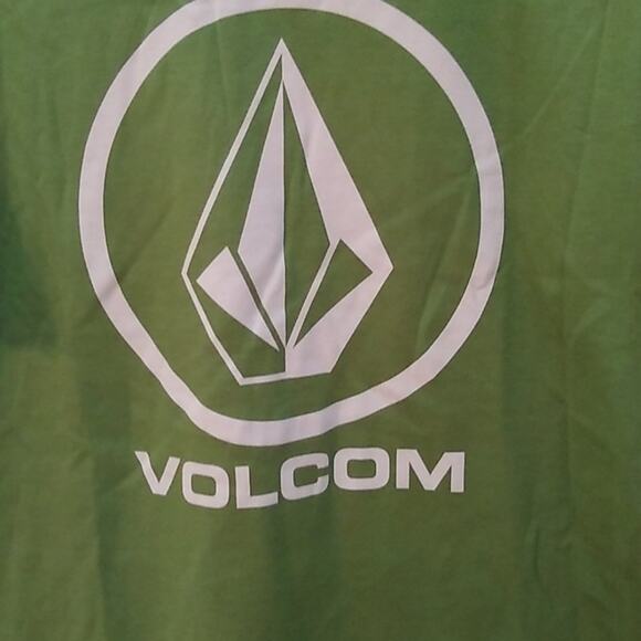 Volcom green t-shirt .Size Medium. - Picture 3 of 7
